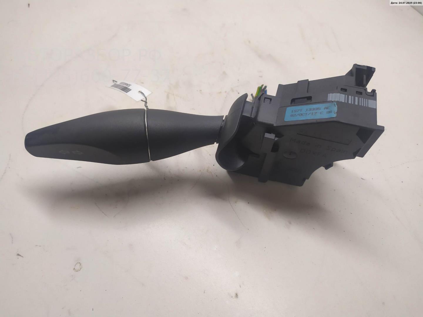 Переключатель поворотов подрулевой