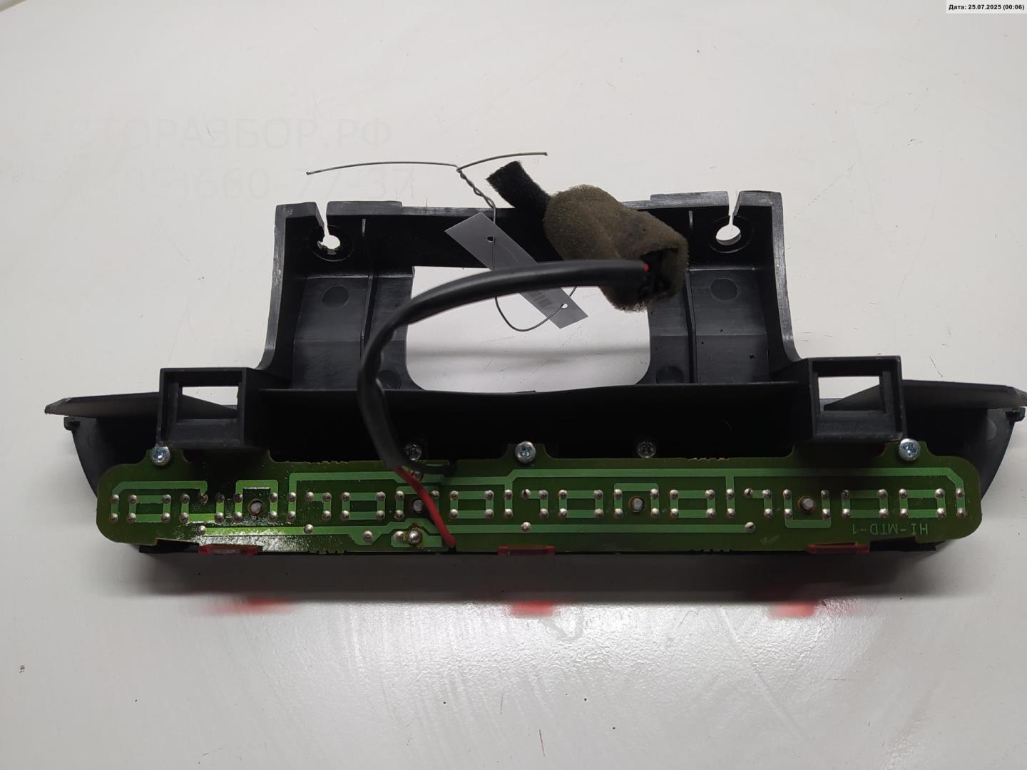 Фонарь задний (стоп сигнал)