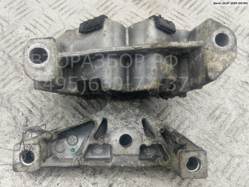 Опора двигателя правая