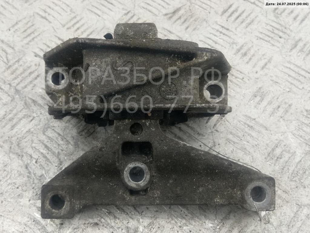 Опора двигателя правая