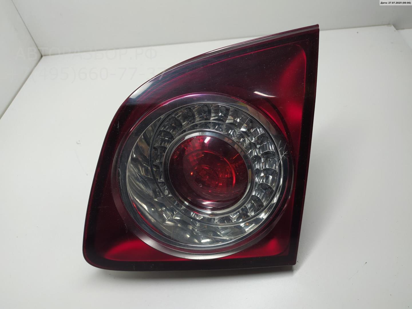 Фонарь задний внутренний правый