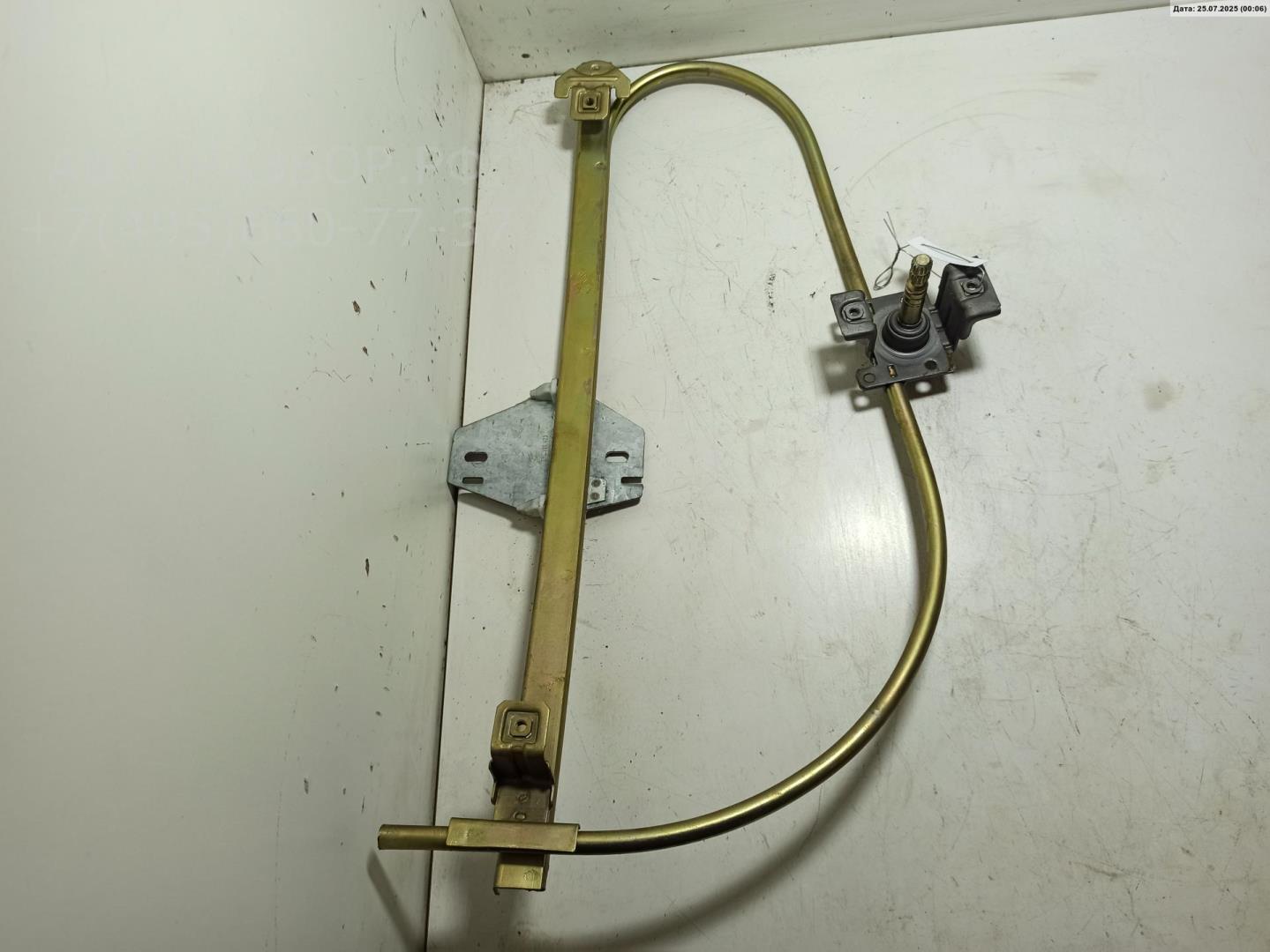 Стеклоподъемник механ. задний левый