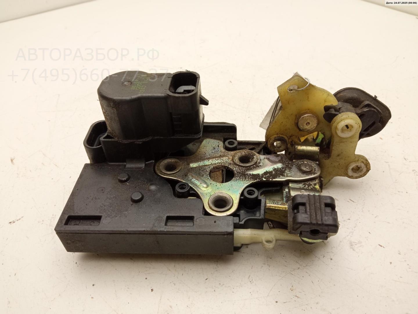 Замок двери задней правой