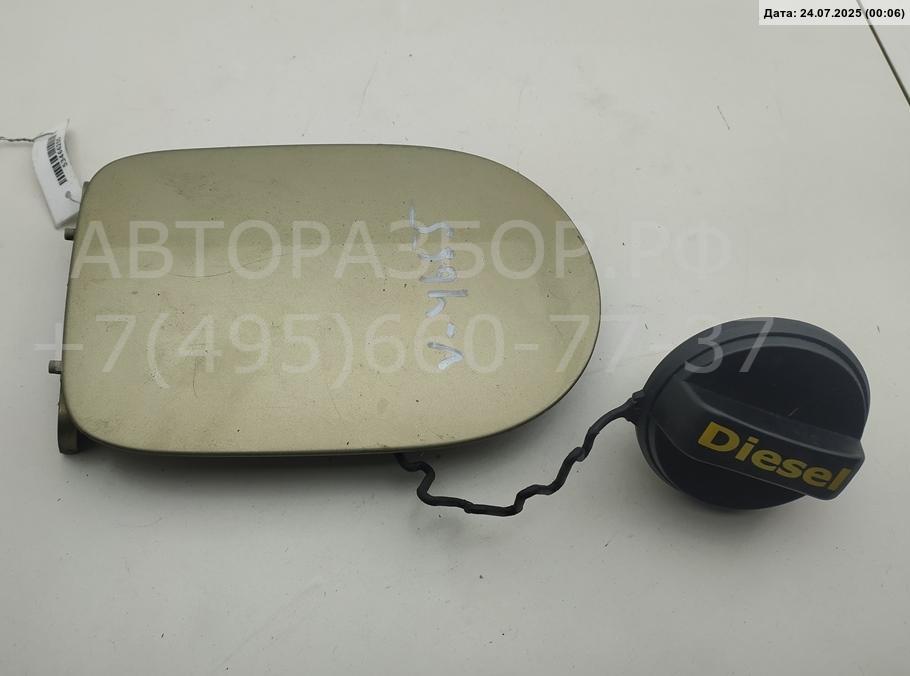 Лючок бензобака