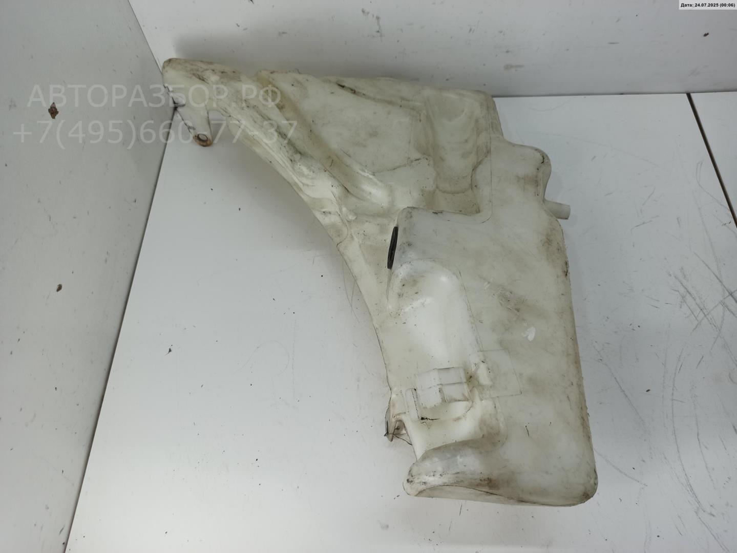 Бачок омывателя лобового стекла