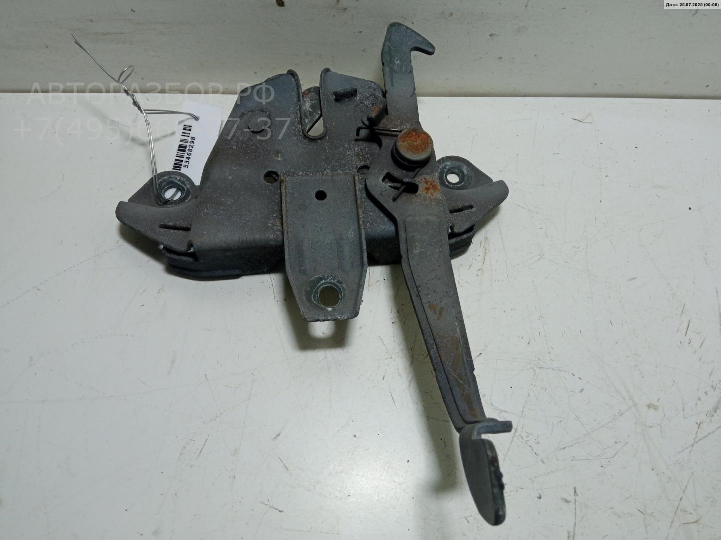 Замок капота