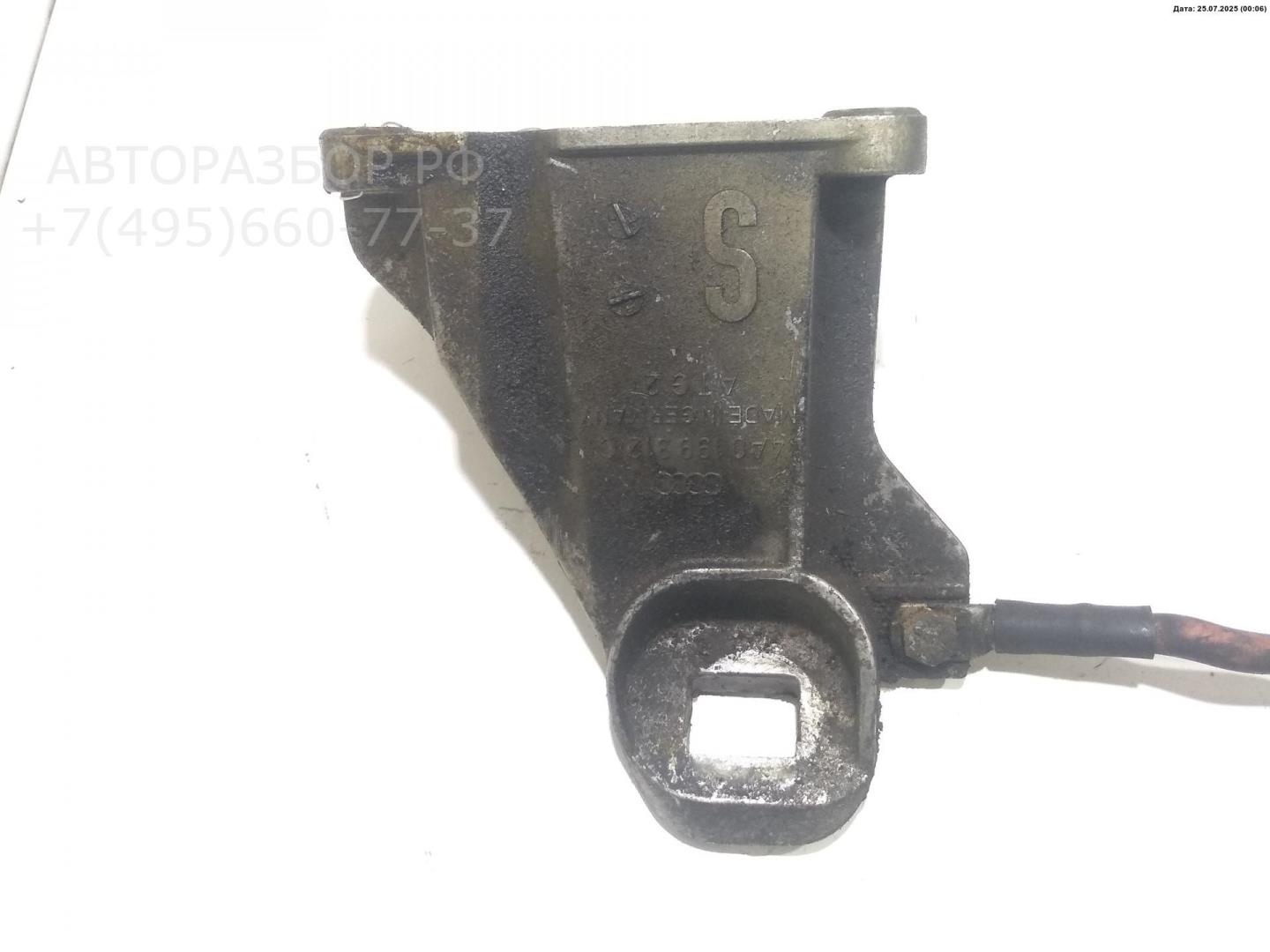 Кронштейн двигателя правый