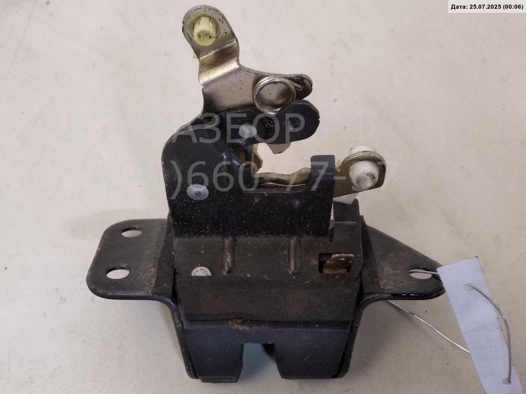 Замок багажника