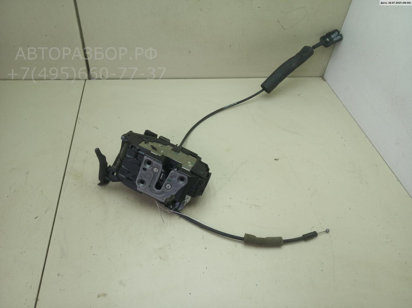 Замок двери задней правой