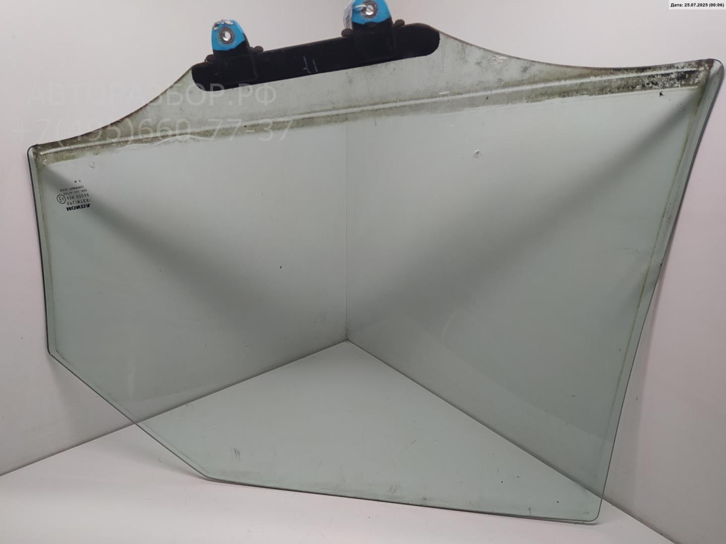 Стекло двери задней правой