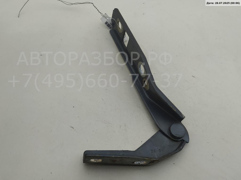 Петля капота правая