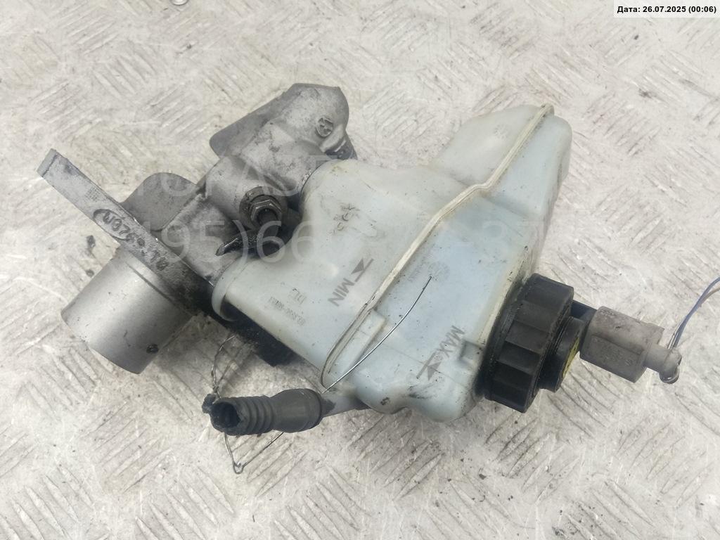 Цилиндр тормозной главный