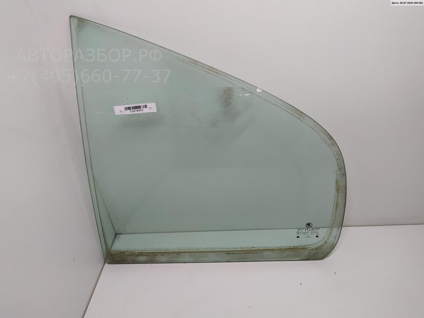 Стекло двери задней левой (форточка)