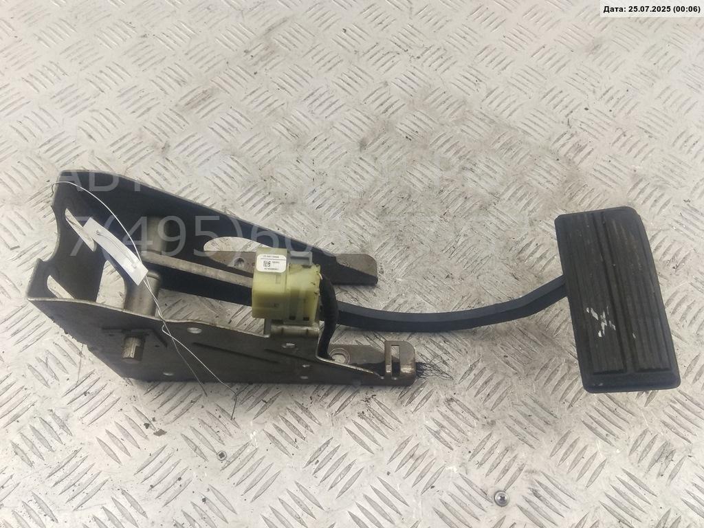 Педаль тормоза