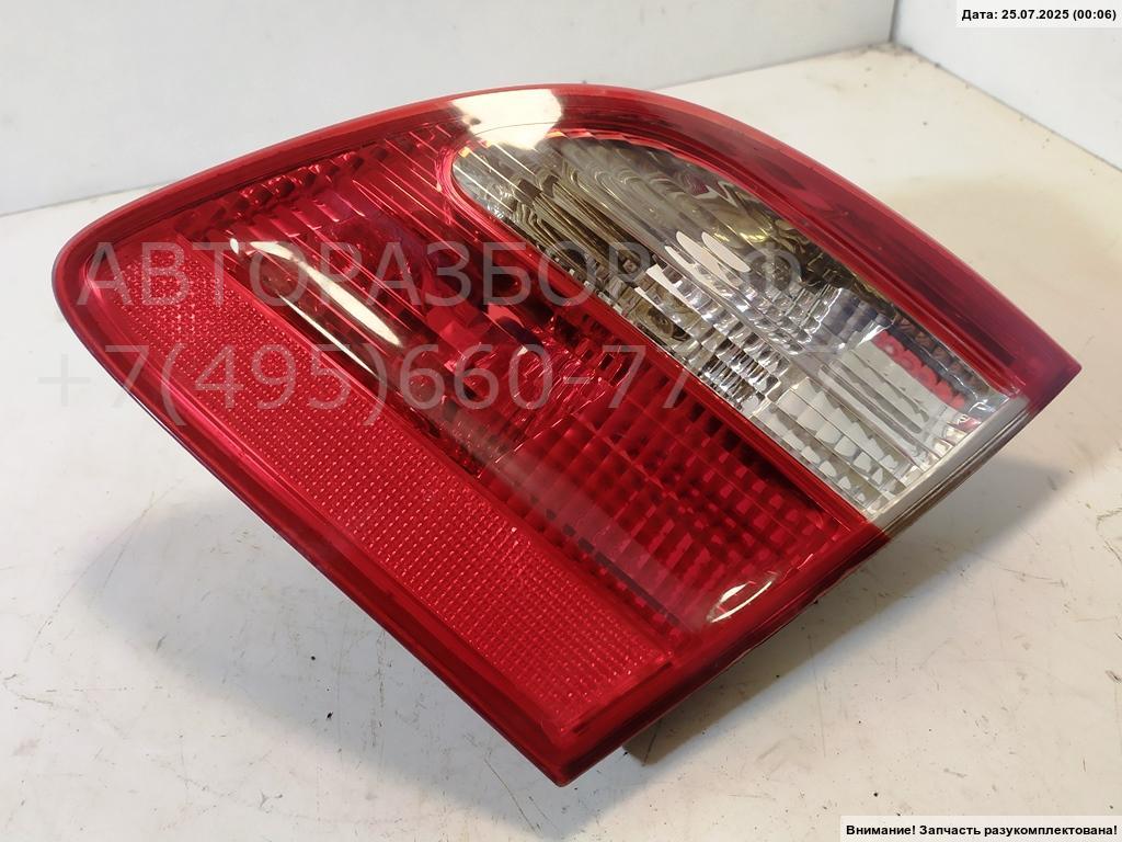 Фонарь задний внутренний правый