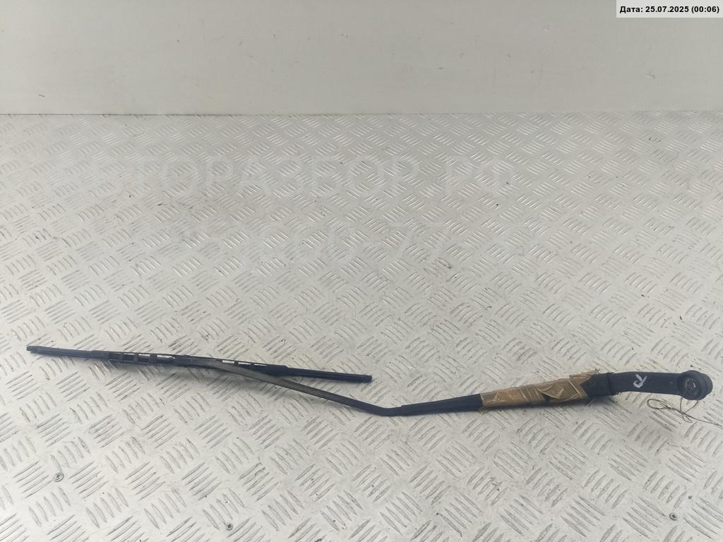 Поводок стеклоочистителя передний правый
