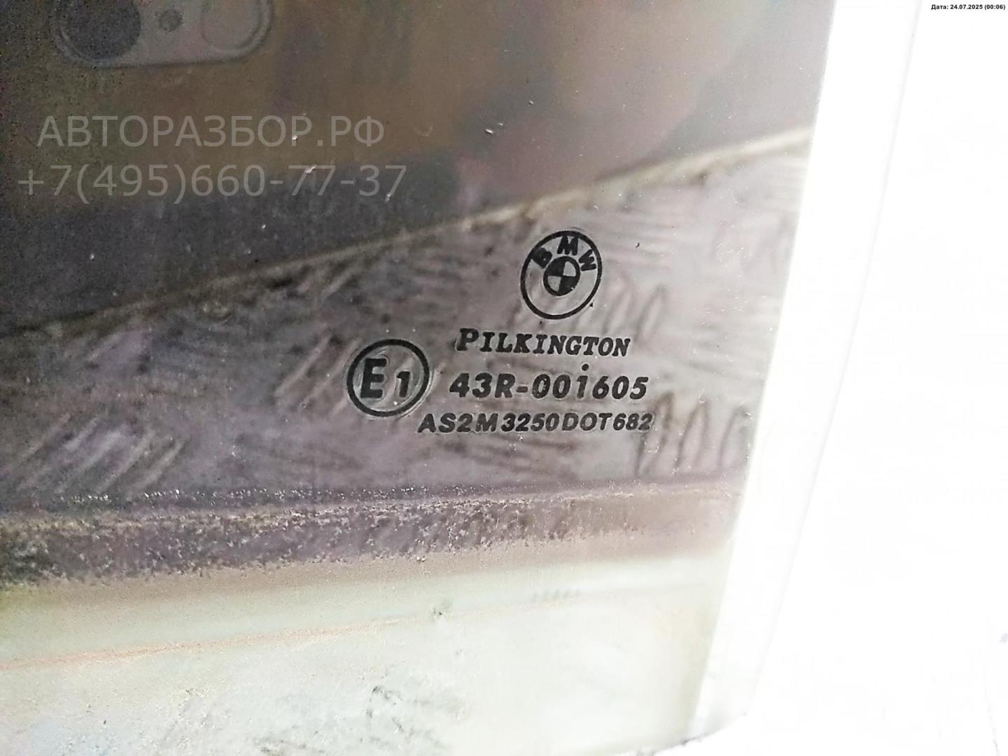 Стекло двери задней правой