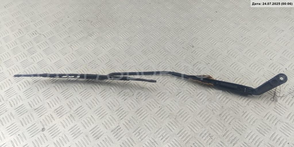Поводок стеклоочистителя передний левый