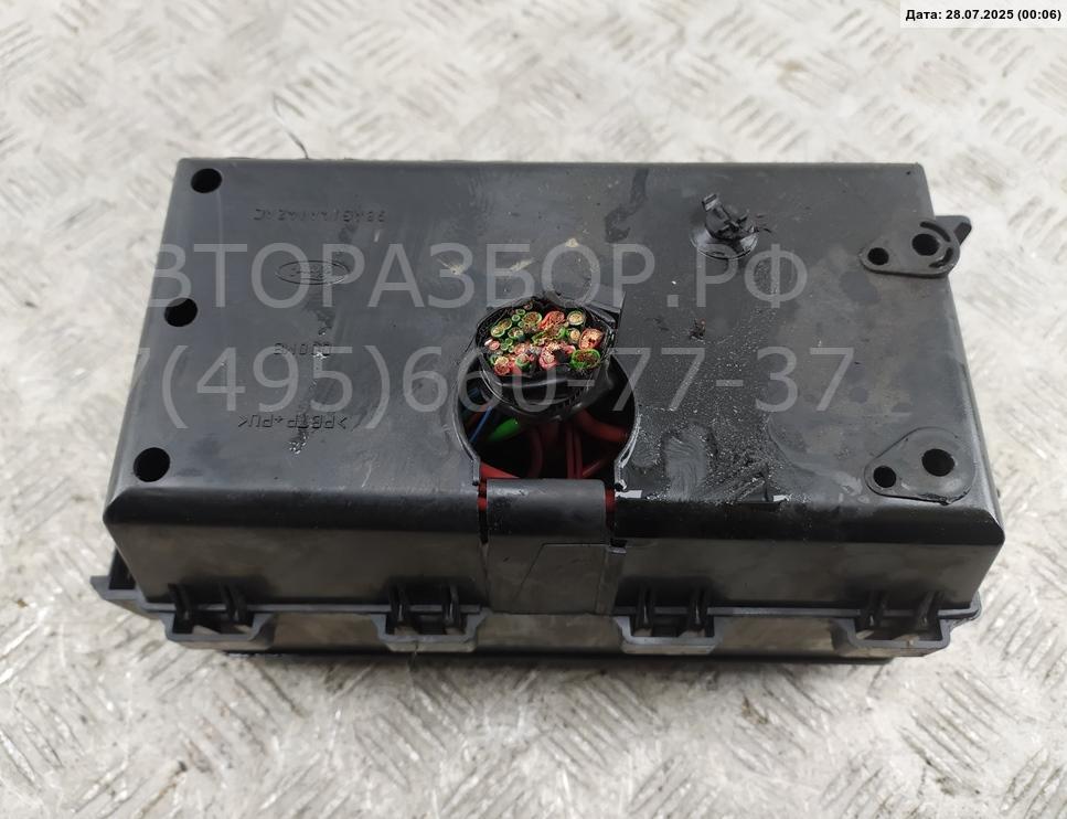 Блок предохранителей