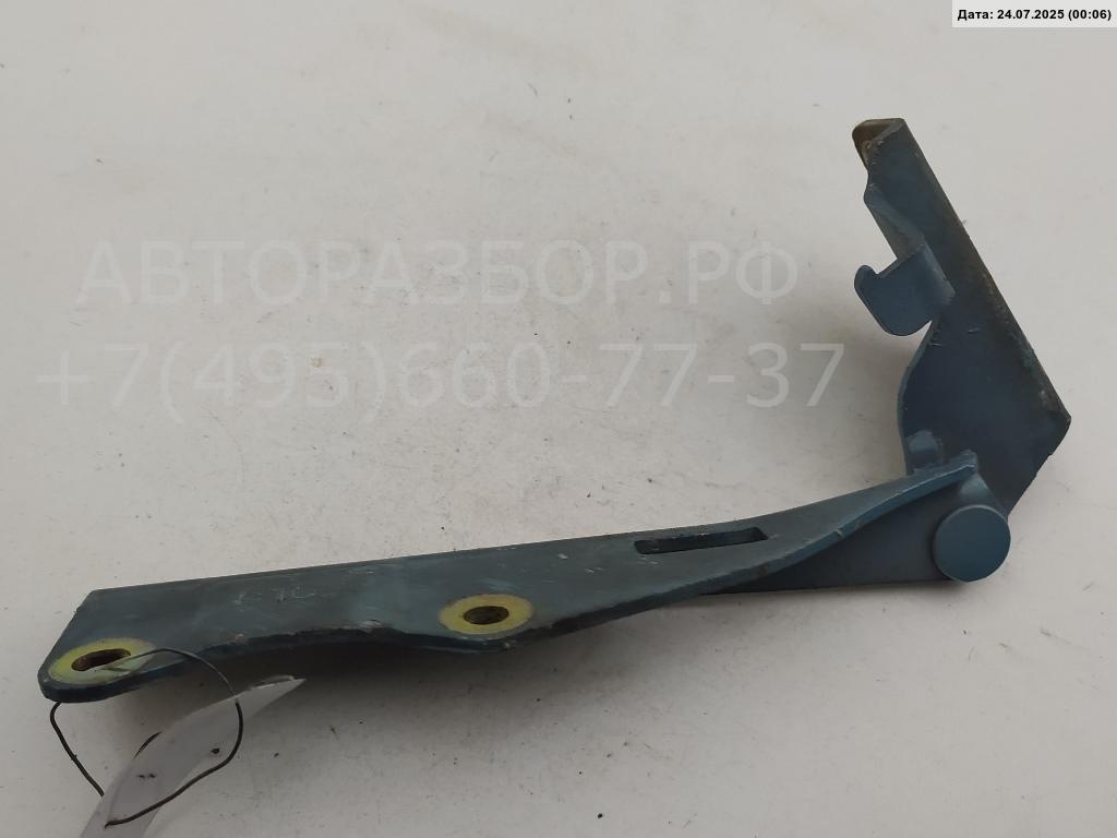 Петля капота левая