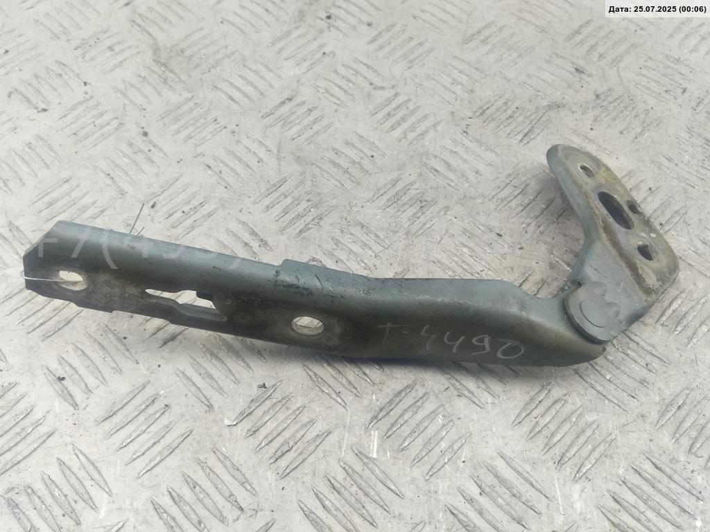 Петля капота правая