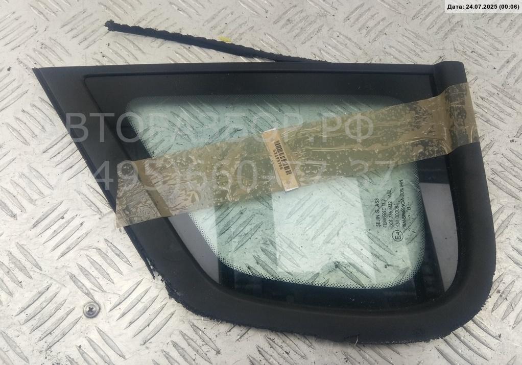 Стекло кузовное глухое правое