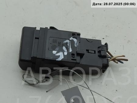 Кнопка обогрева заднего стекла