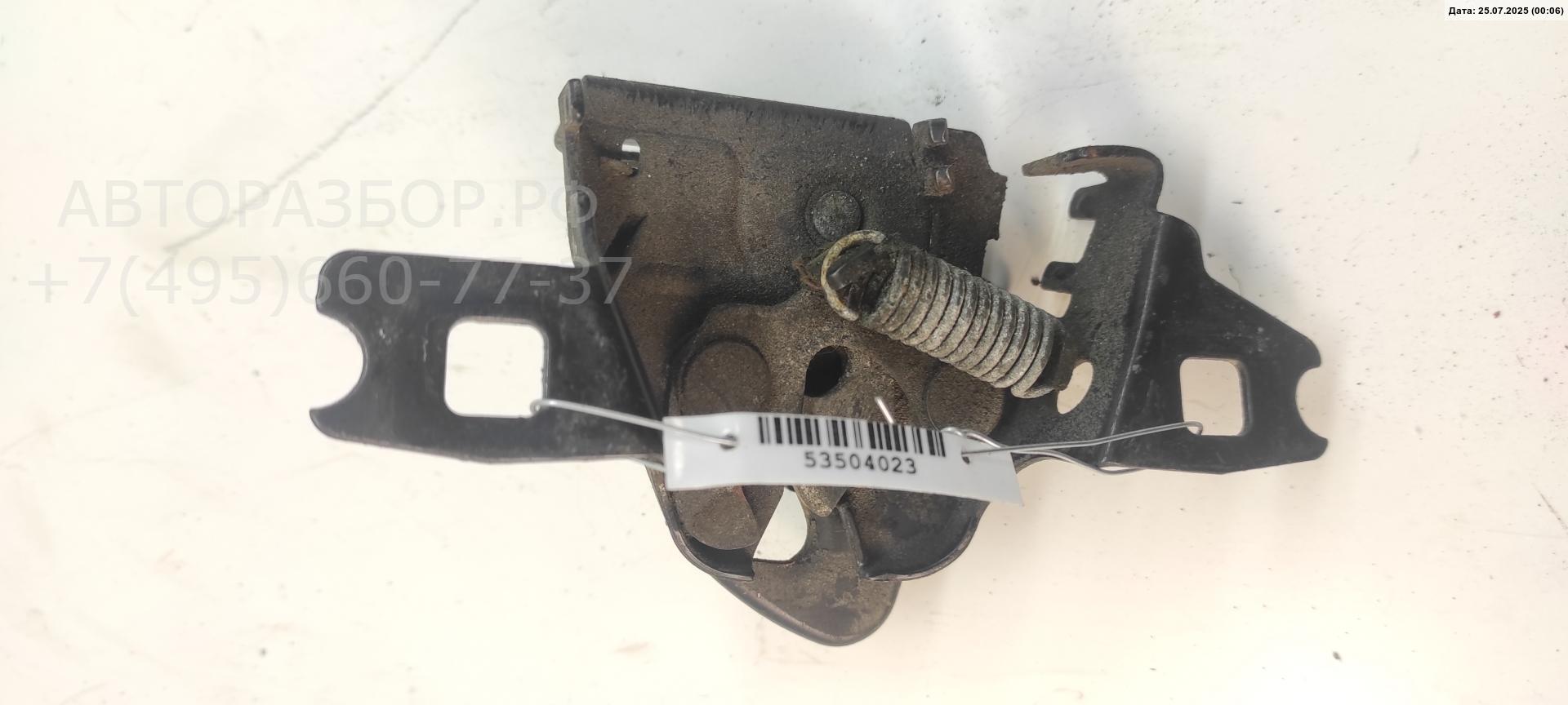 Замок капота