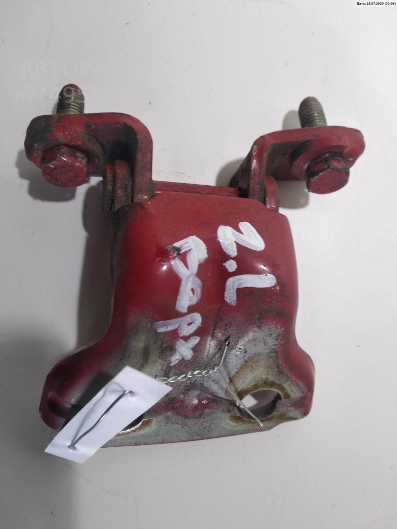 Петля двери