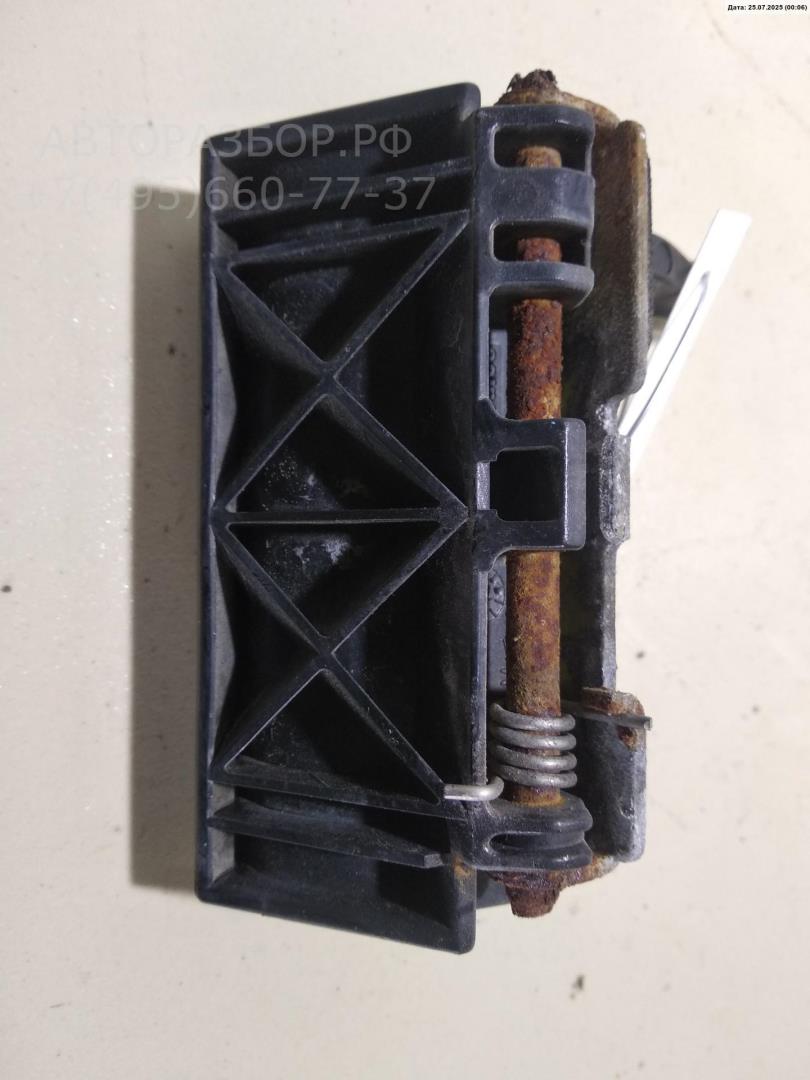 Ручка двери багажника наружная