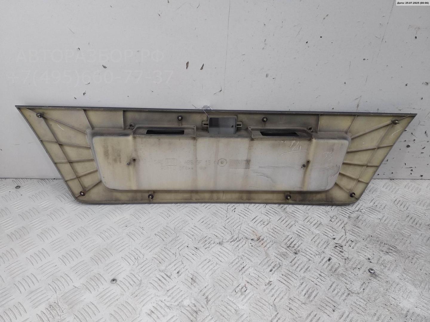 Накладка крышки багажника