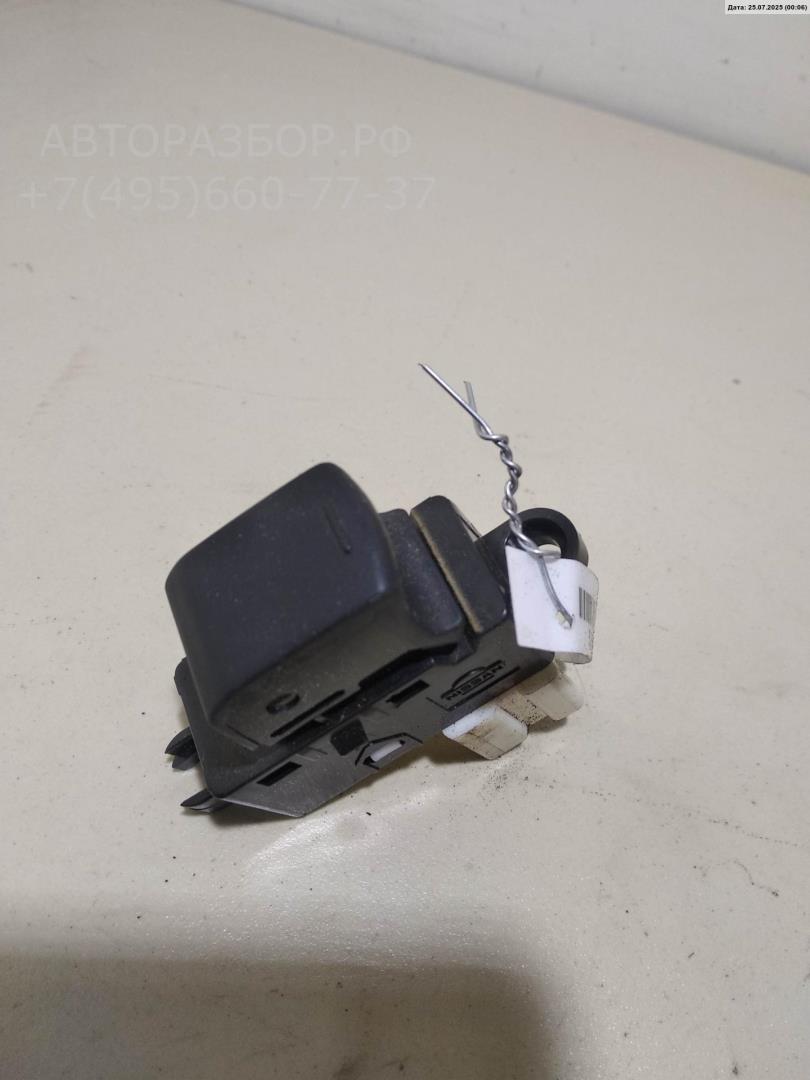 Кнопка стеклоподъемника