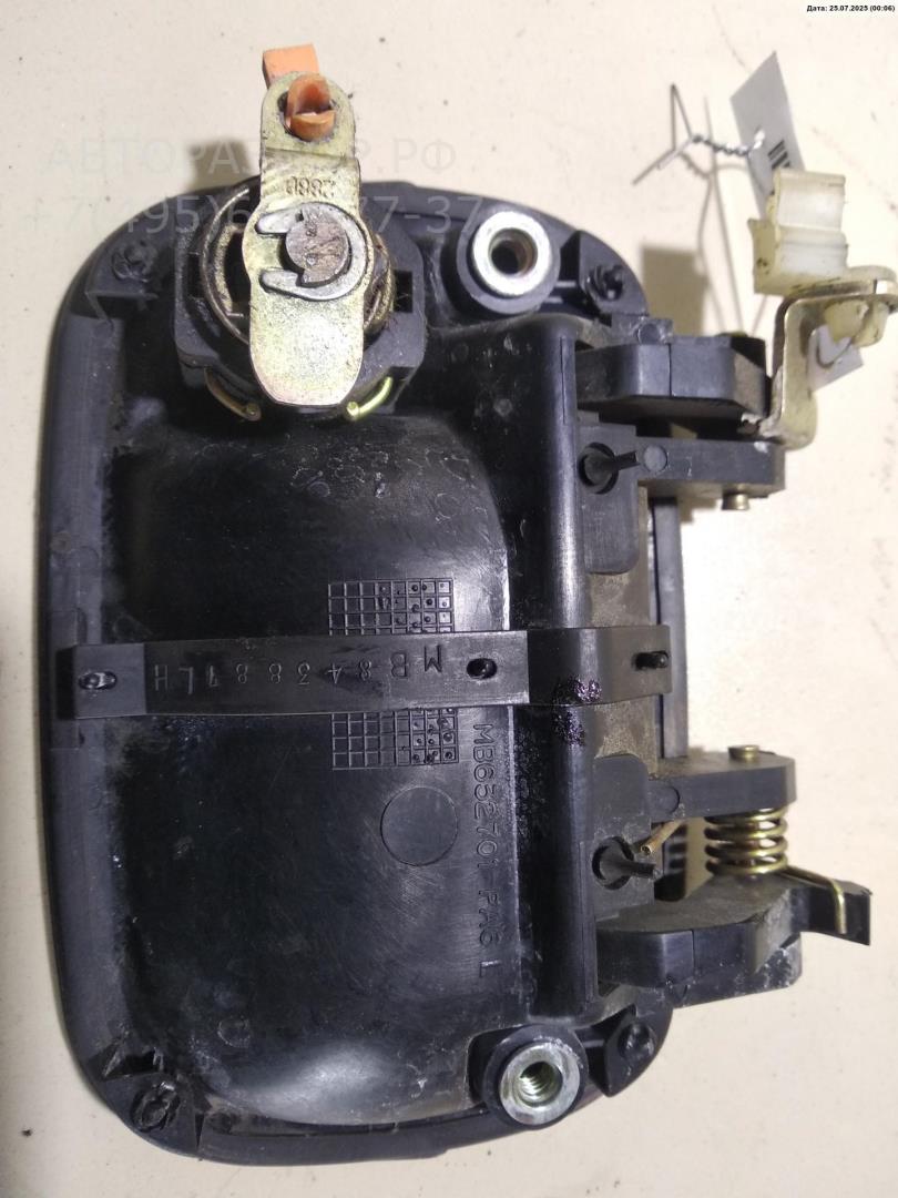 Ручка двери передней наружная левая