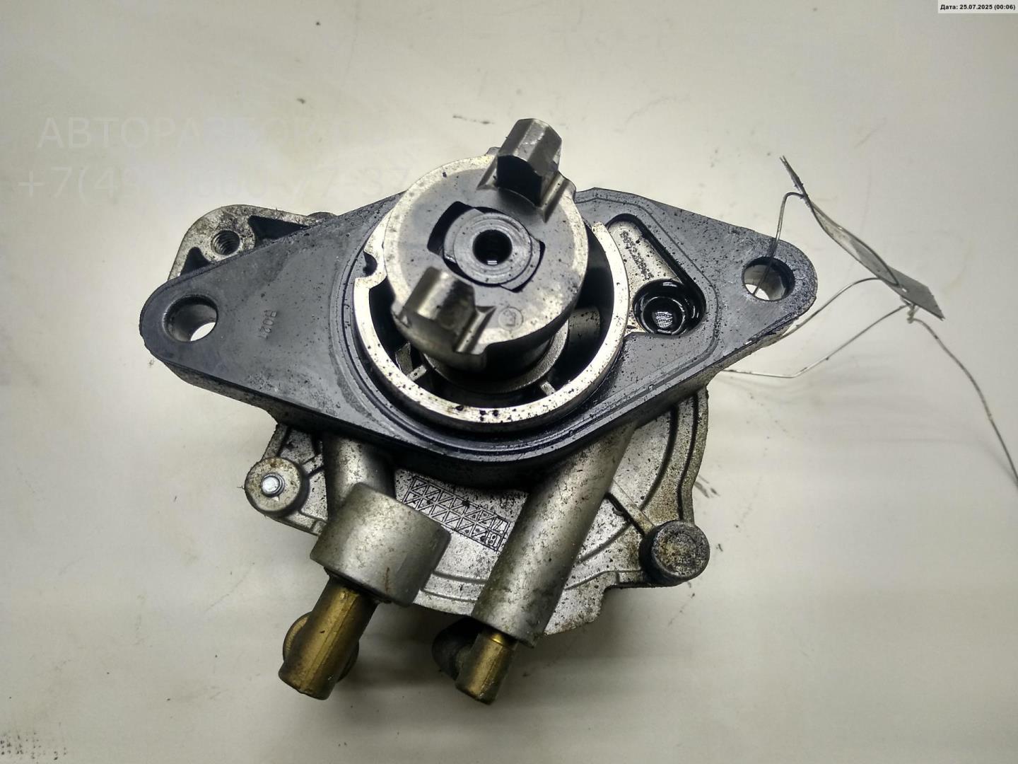 Насос вакуумный