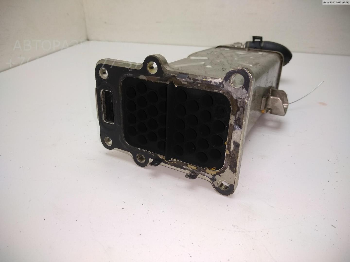 Тройник вентиляции картерных газов