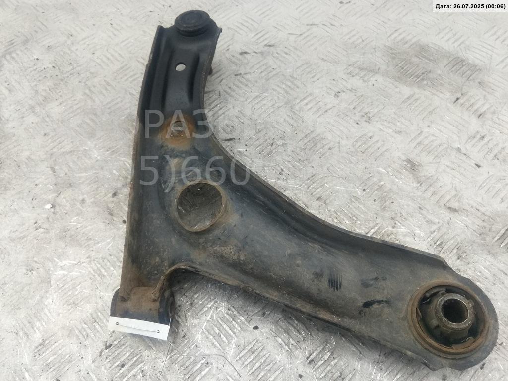 Рычаг передний левый