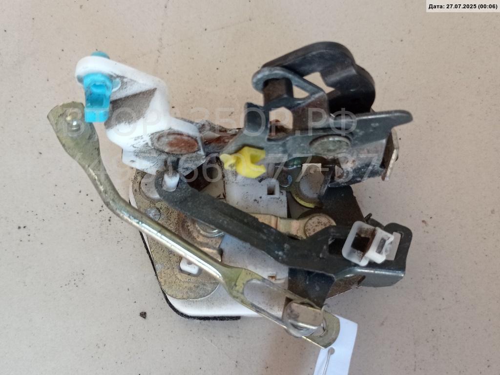 Замок двери задней правой