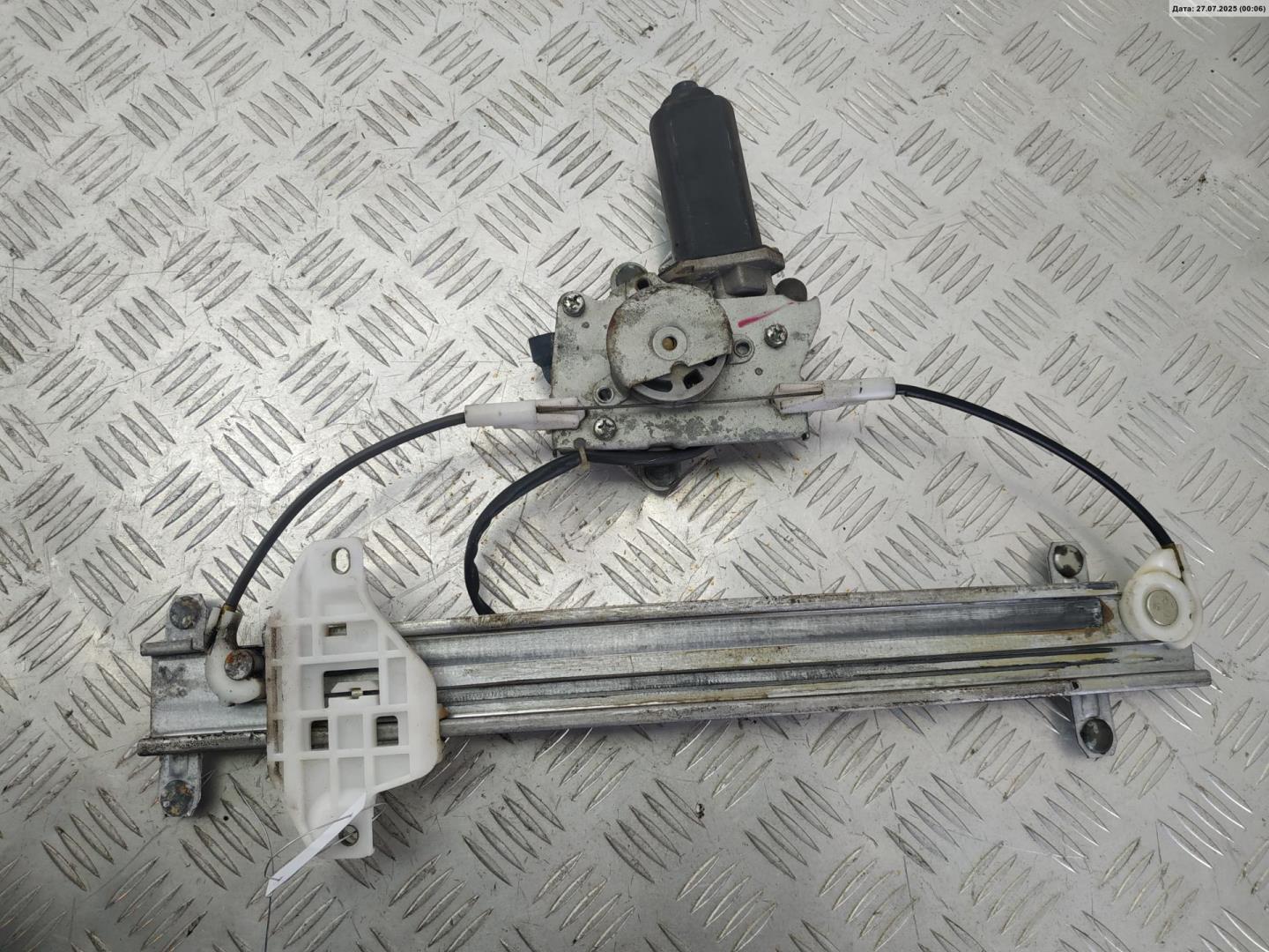 Стеклоподъемник электр. задний левый