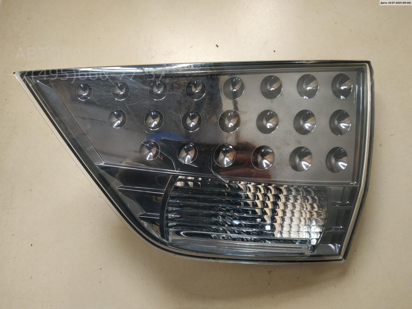 Фонарь задний внутренний правый