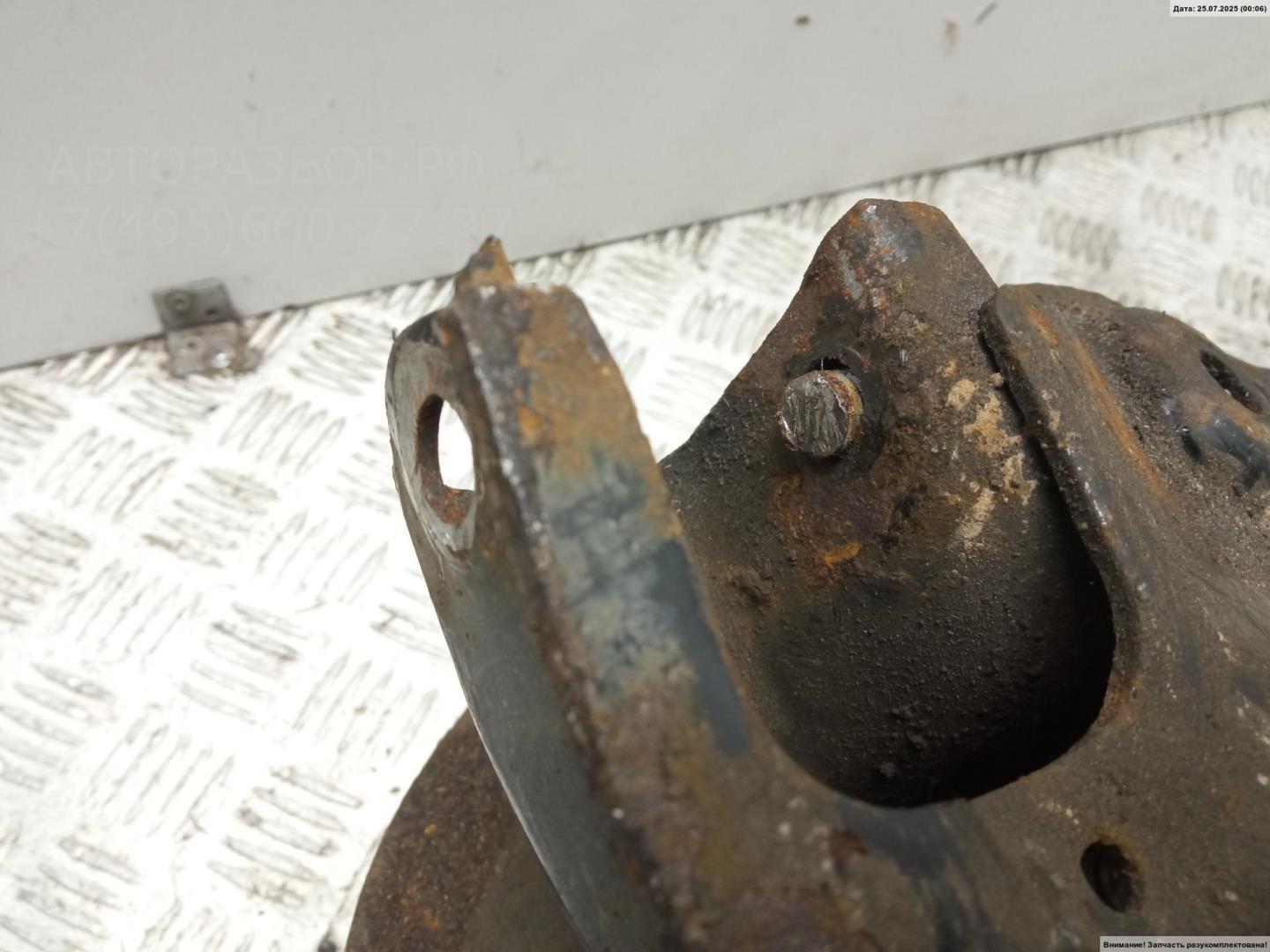 Рычаг задний правый