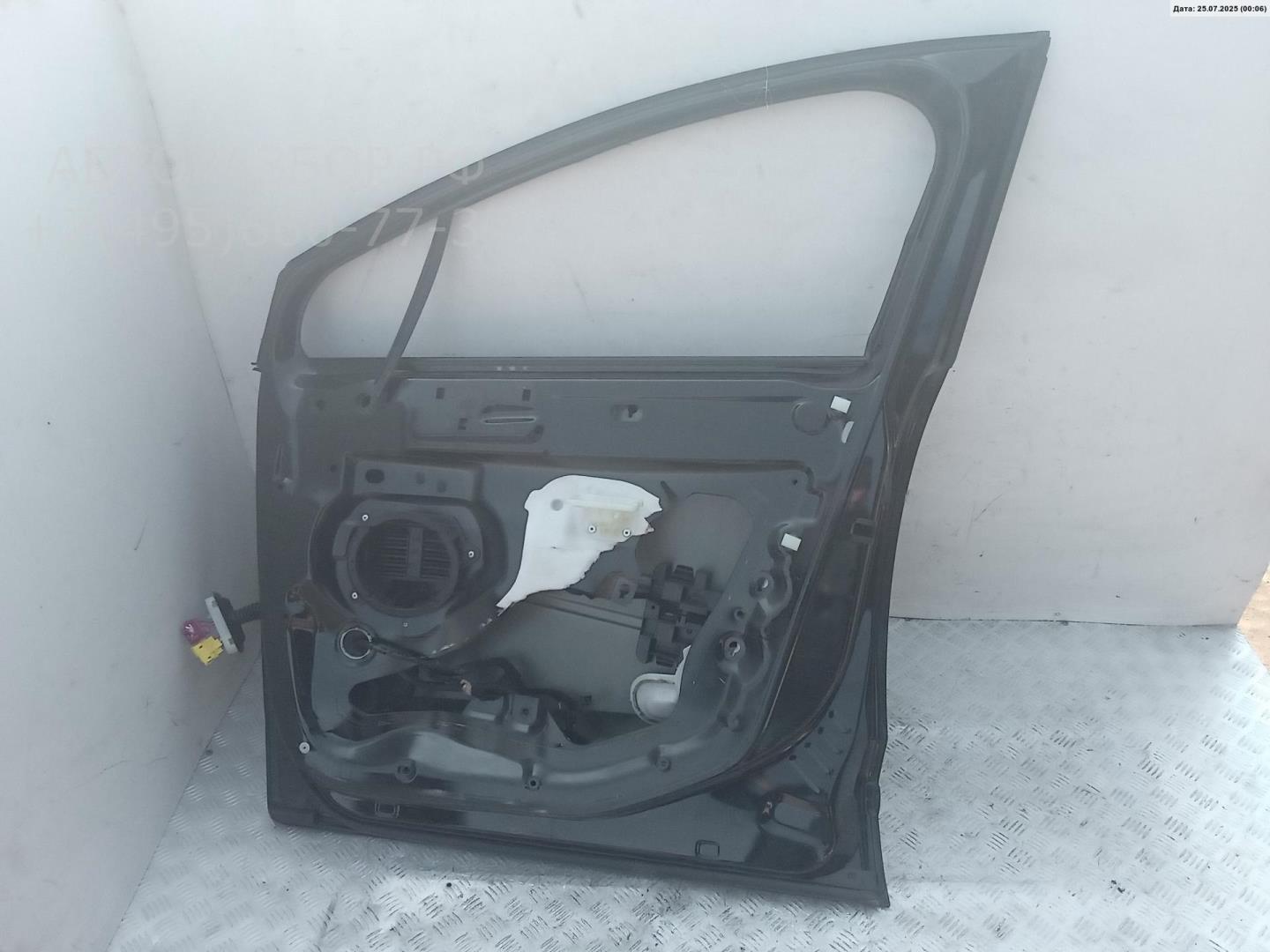 Дверь передняя правая