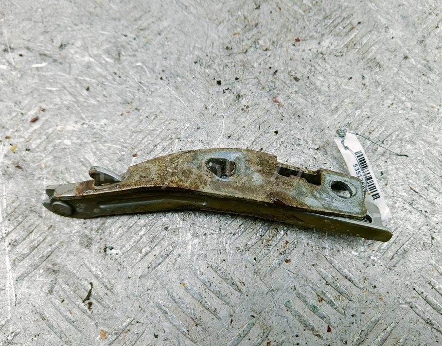 Петля капота левая