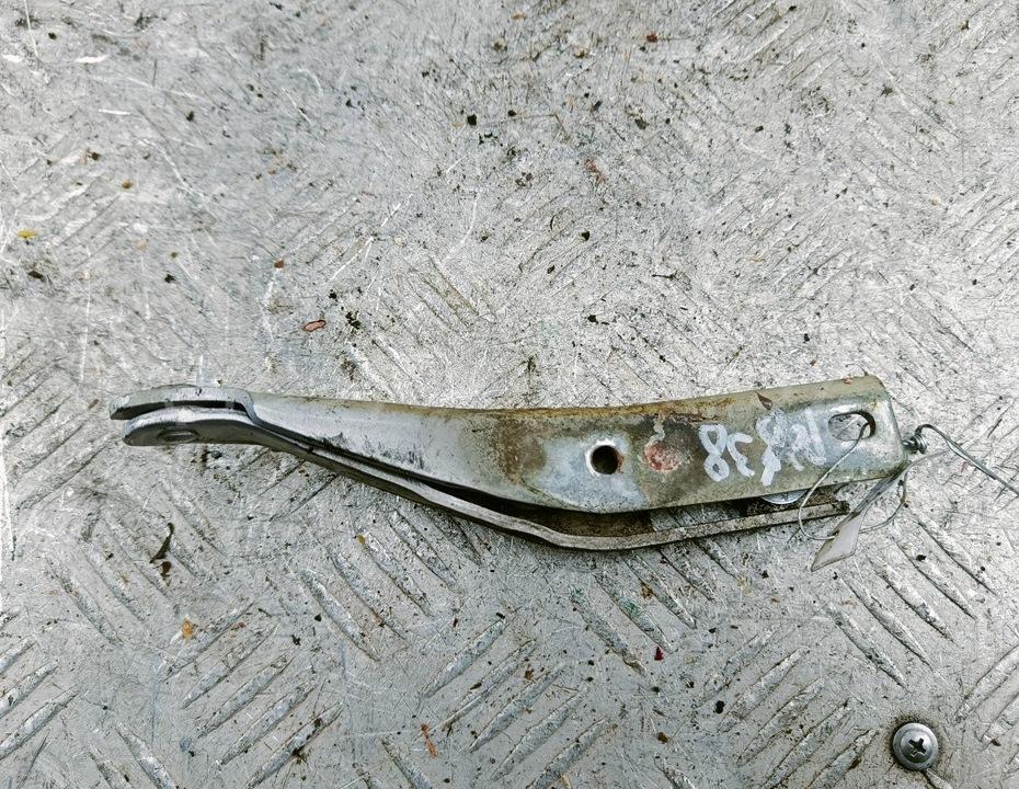 Петля капота левая