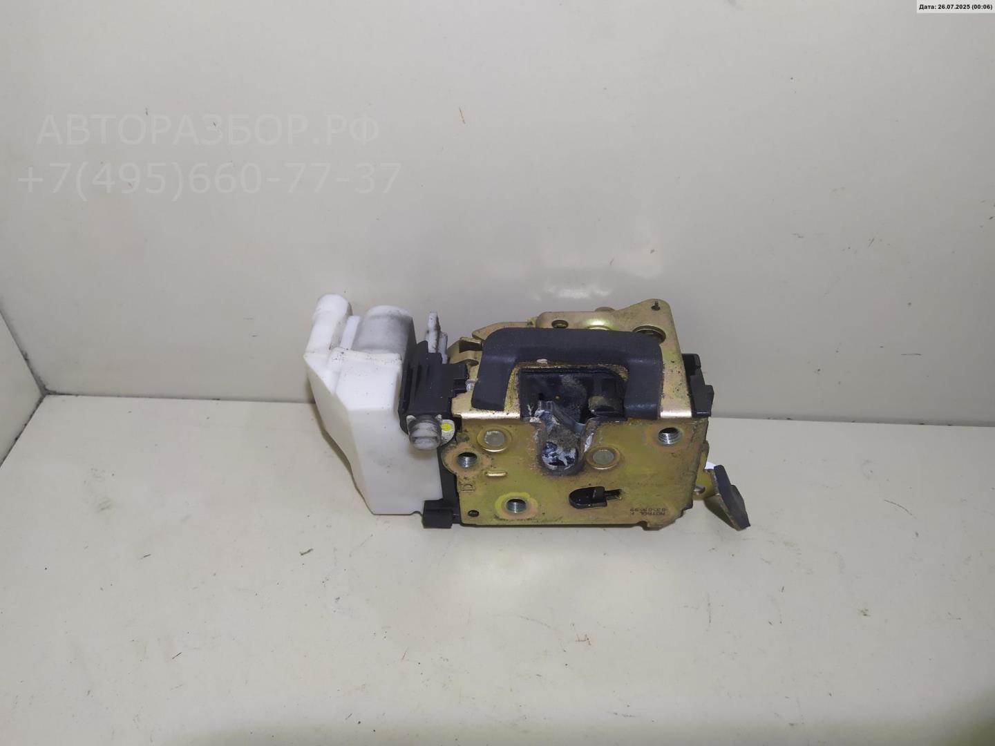 Замок двери задней правой