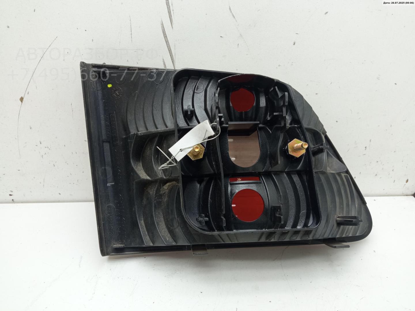Фонарь задний внутренний правый
