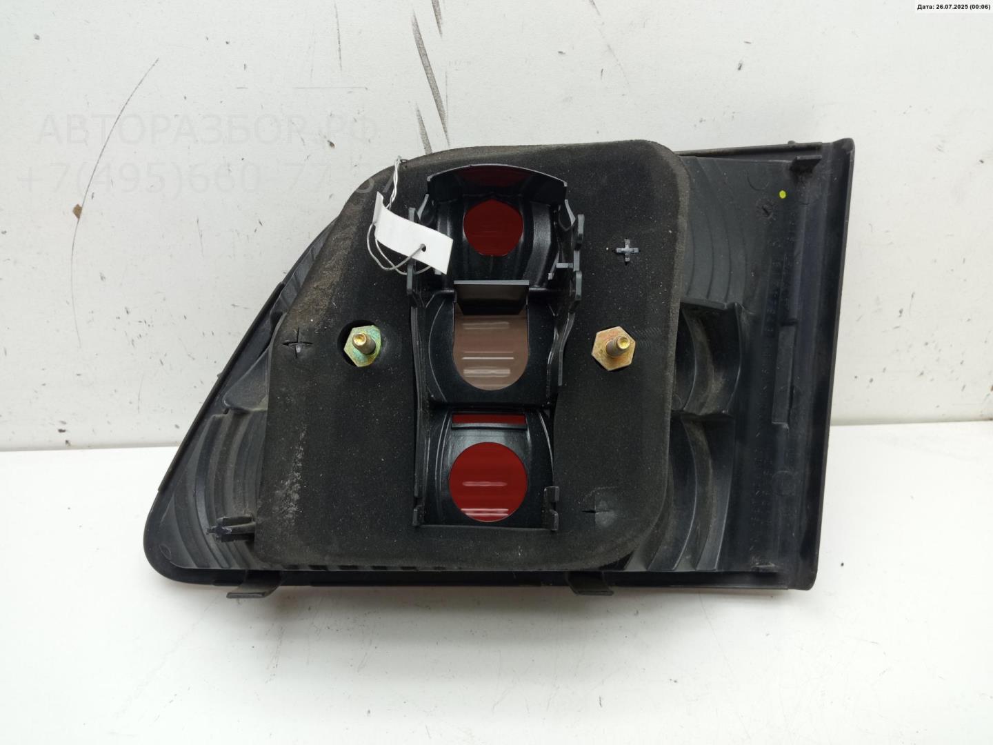 Фонарь задний внутренний левый