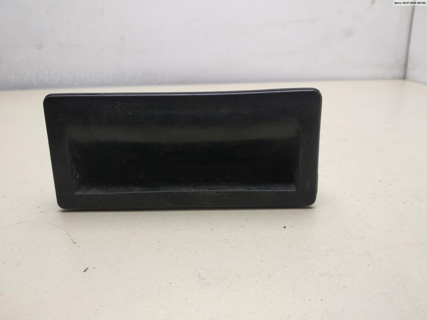 Ручка двери багажника наружная