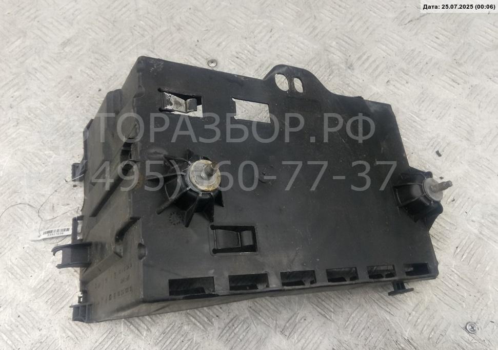 Крепление АКБ (корпус/подставка)