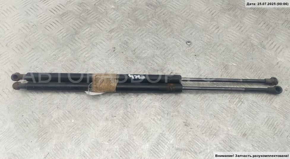 Амортизатор крышки багажника