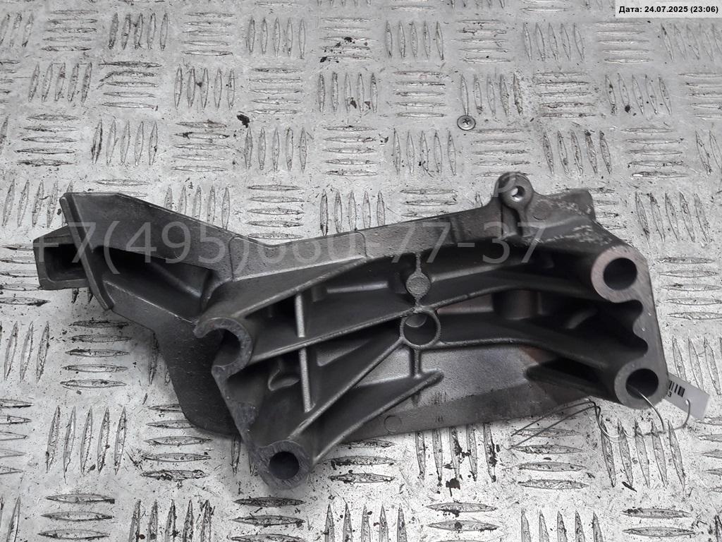 Кронштейн двигателя правый
